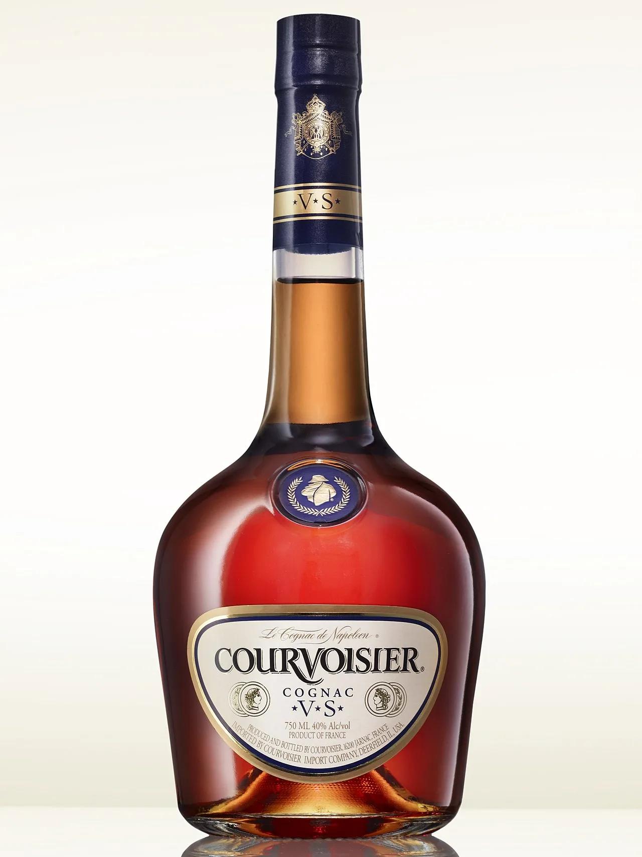 Courvoisier V.S bottle